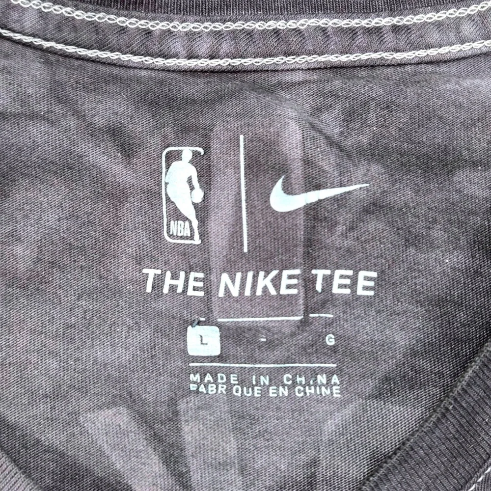Nike‎ Phoenix Suns Devin Booker Mens Large Black Tie Dye NBA T-Shirt Good CV8548